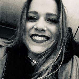 Meet your Posher, Camille